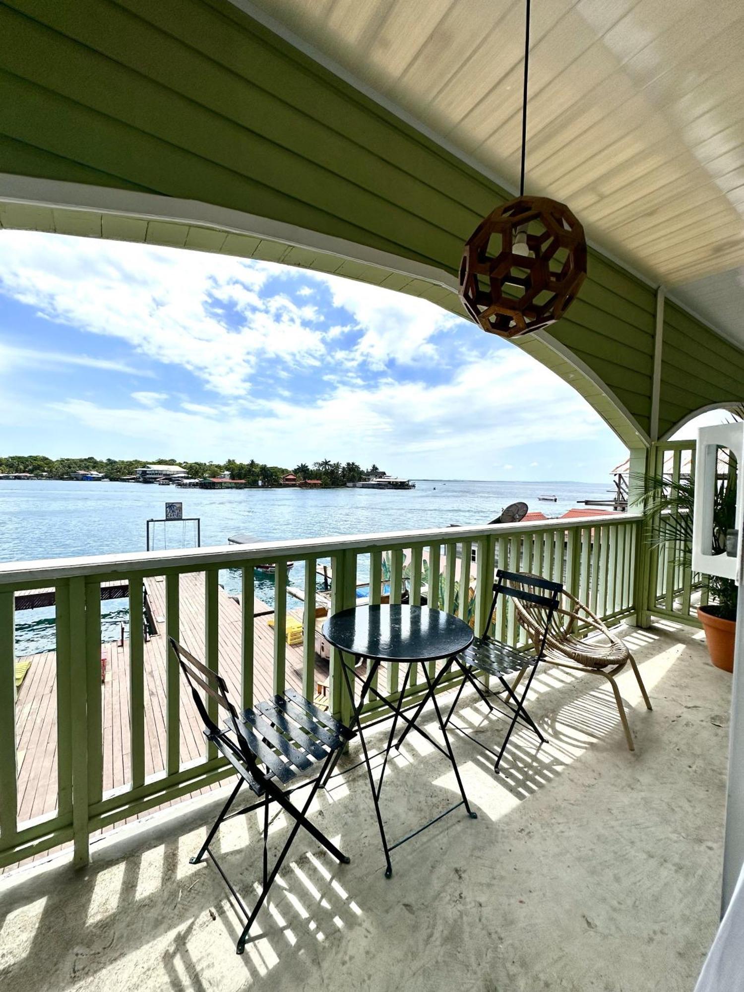 Socialtel Bocas Del Toro Hotel Exterior foto